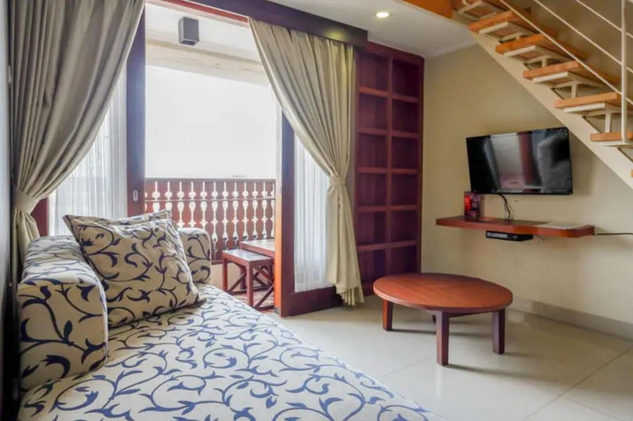 Urbanview Rumah Kandjani Yogyakarta Kejayan Exterior foto